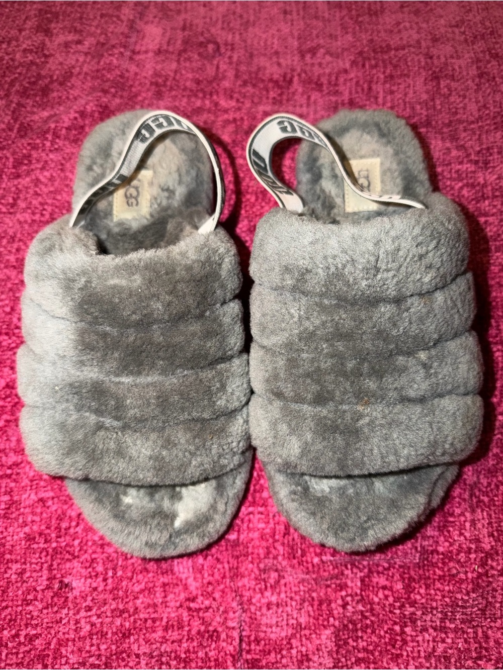 Gray UGG slippers with white speckles size 7